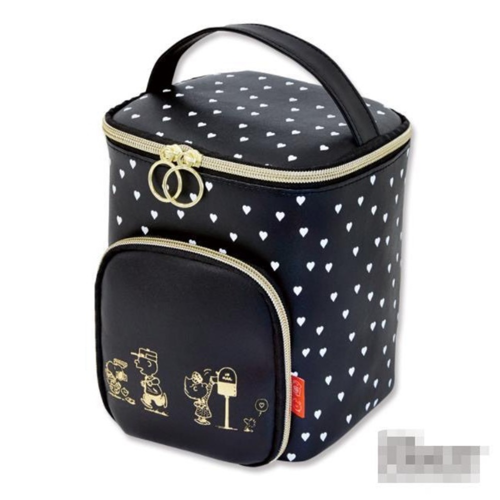 snoopy cosmetics bag